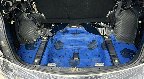 Шумоизоляция багажника Субару Форестер